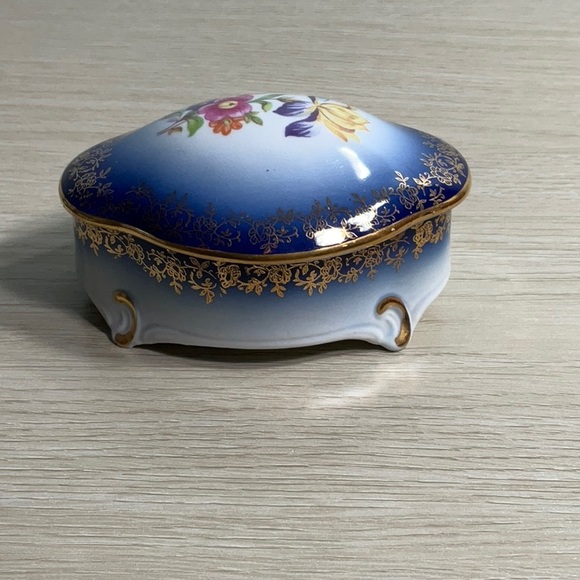 Vintage PM Made In Germany Democratic Republic Porcelain Trinket box - Picture 7 of 12